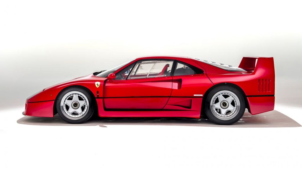 1989_ferrari_f40_-_side