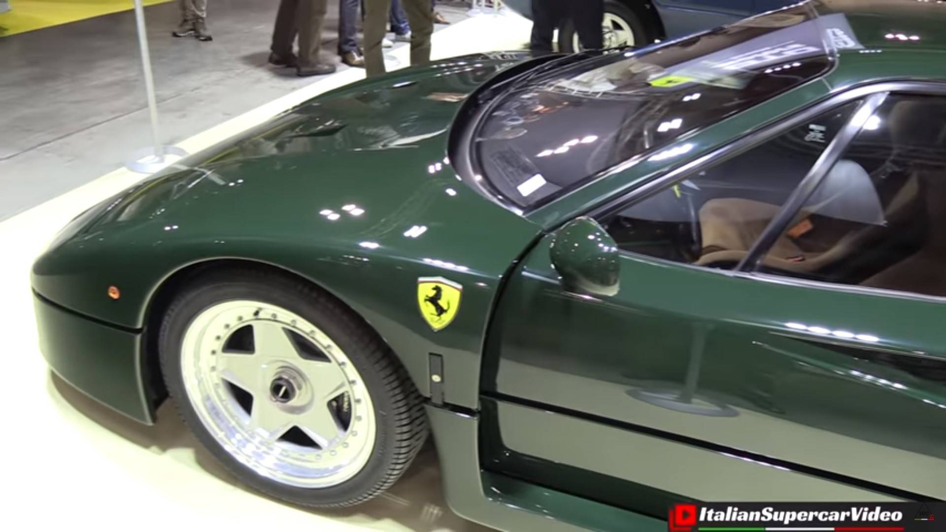 ferrari-f40-with-verde-abetone-paint